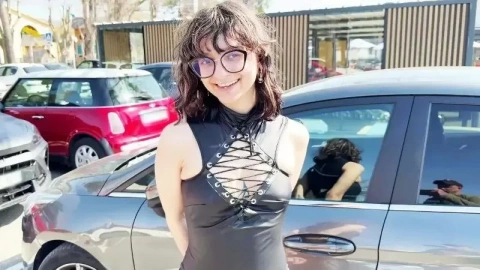 New JacquieEtMichelTV Lotus 21 likes to be the center of attention 2026 04 08